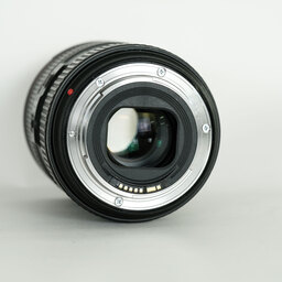 Canon EF24-105mm F4L IS II USM Canon EF24-105mm F4L IS II USM