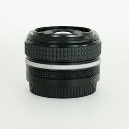 Nikon NIKKOR Z 40mm f/2 Nikon NIKKOR Z 40mm f/2