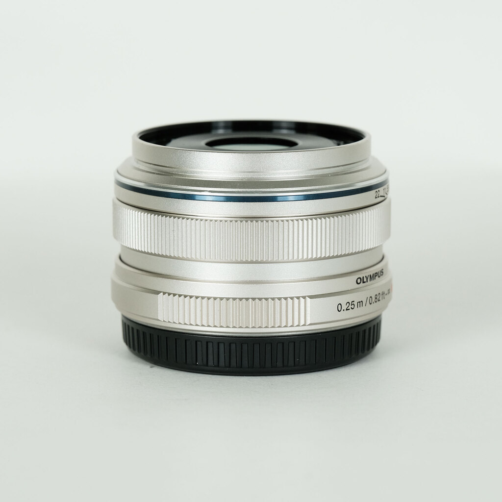 OLYMPUS M.ZUIKO DIGITAL 17mm F1.8