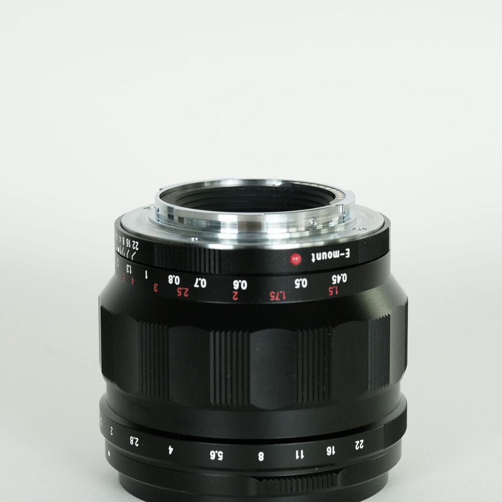 Voigtlander NOKTON 50mm F1.2 Aspherical E-mount (ソニーE用) Voigtlander NOKTON 50mm F1.2 Aspherical E-mount (ソニーE用)