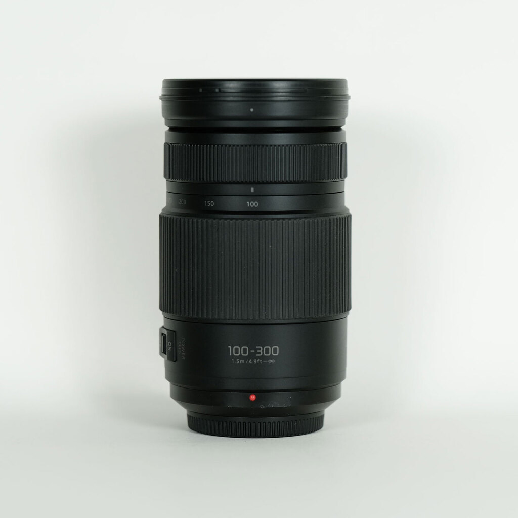 Panasonic LUMIX G VARIO 100-300mm / F4.0-5.6 II / POWER O.I.S. Panasonic LUMIX G VARIO 100-300mm / F4.0-5.6 II / POWER O.I.S.