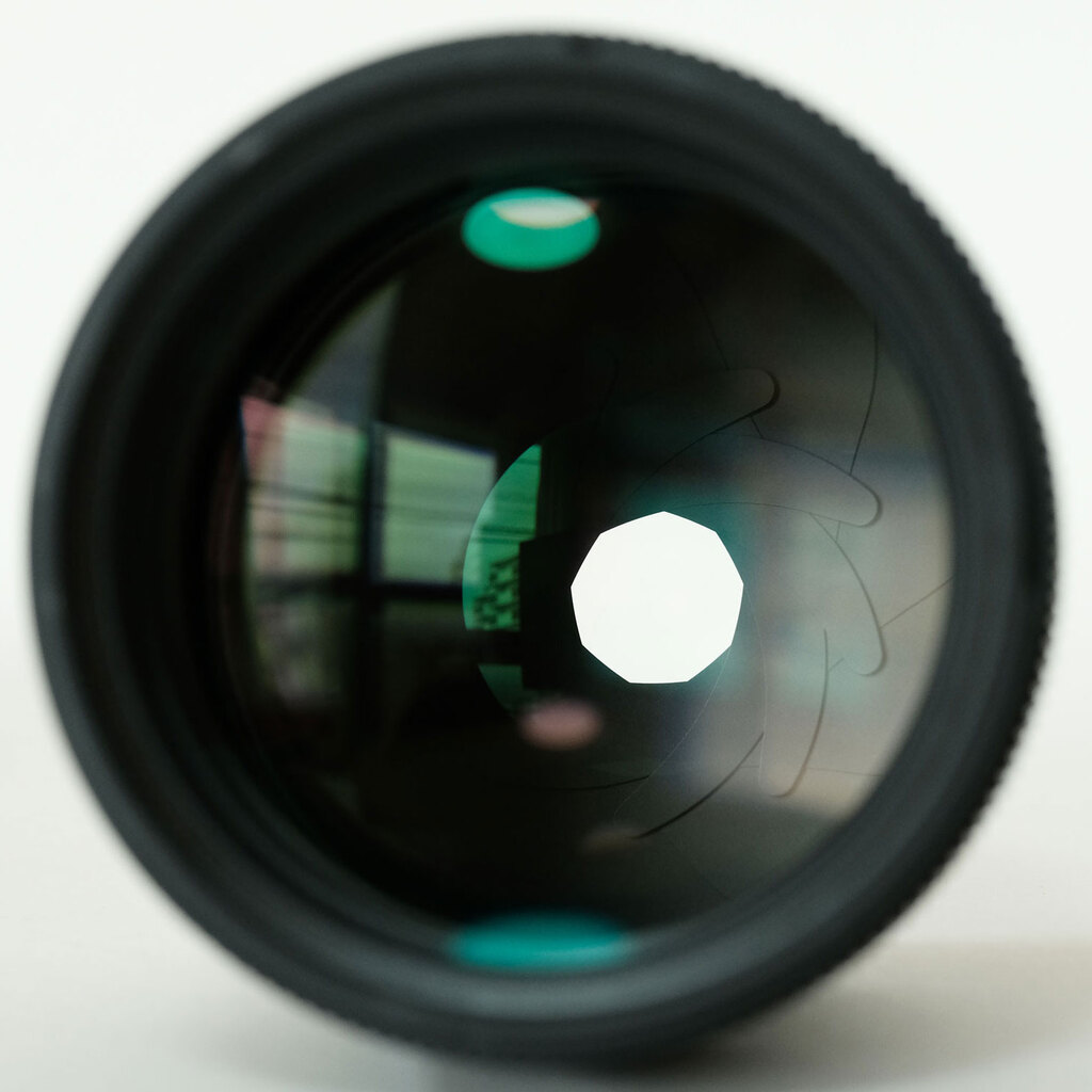 SIGMA 135mm F1.8 DG HSM｜Art [ニコンF用]