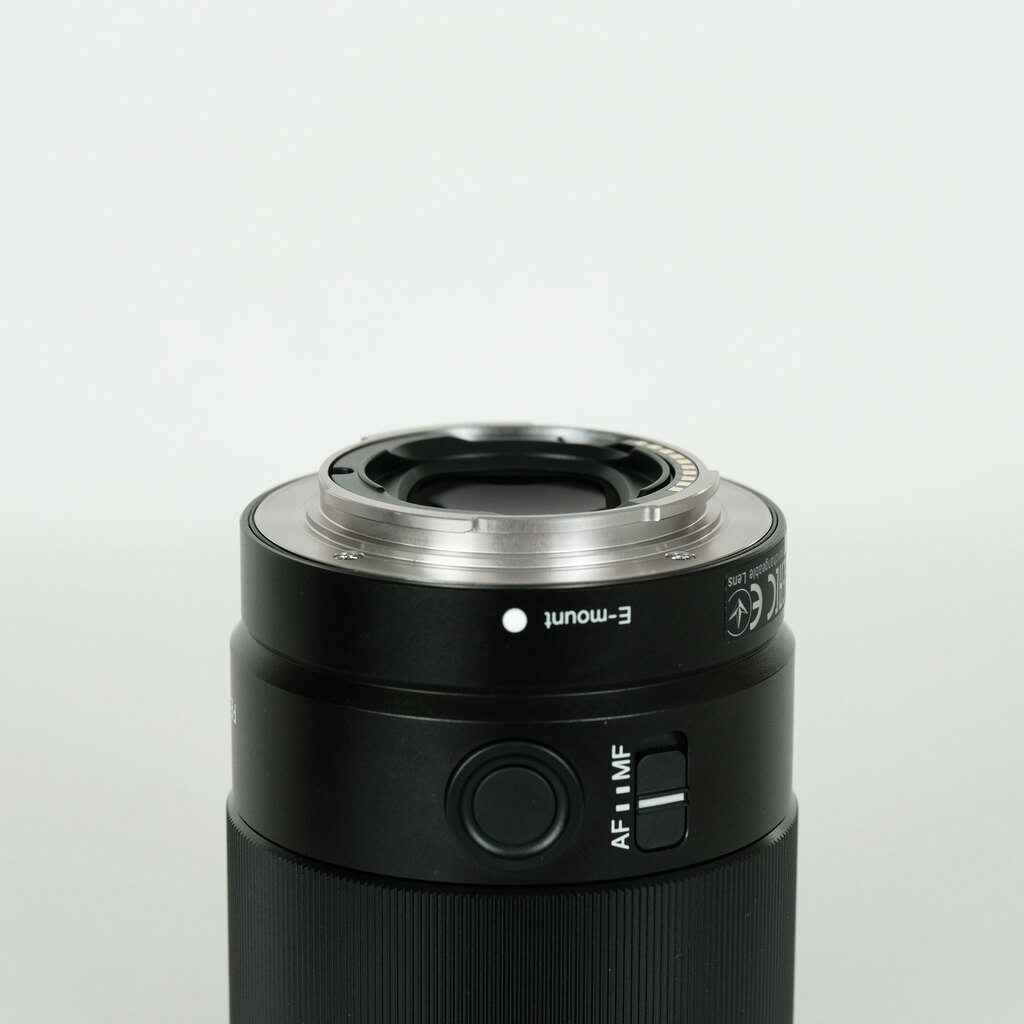 SONY FE 35mm F1.8 SEL35F18F SONY FE 35mm F1.8 SEL35F18F