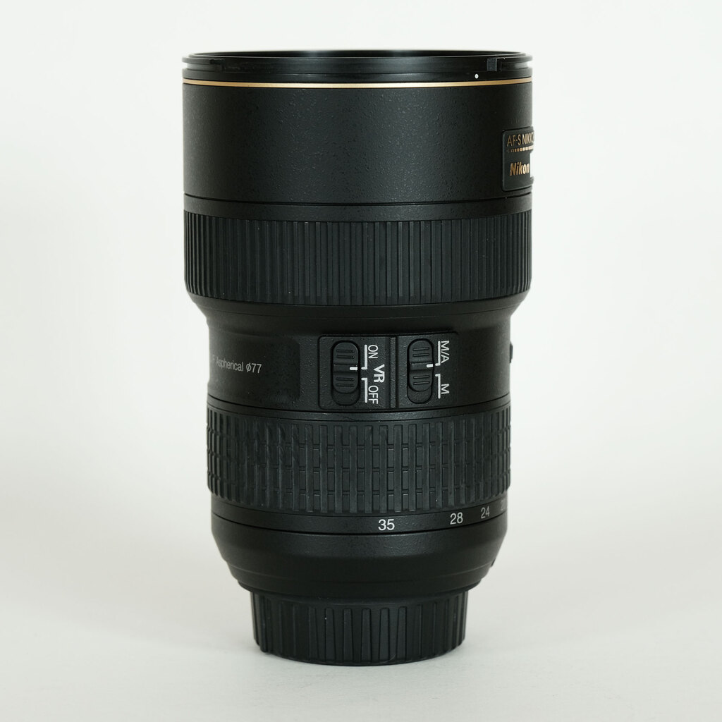 Nikon AF-S NIKKOR 16-35mm F4 G ED VR Nikon AF-S NIKKOR 16-35mm F4 G ED VR