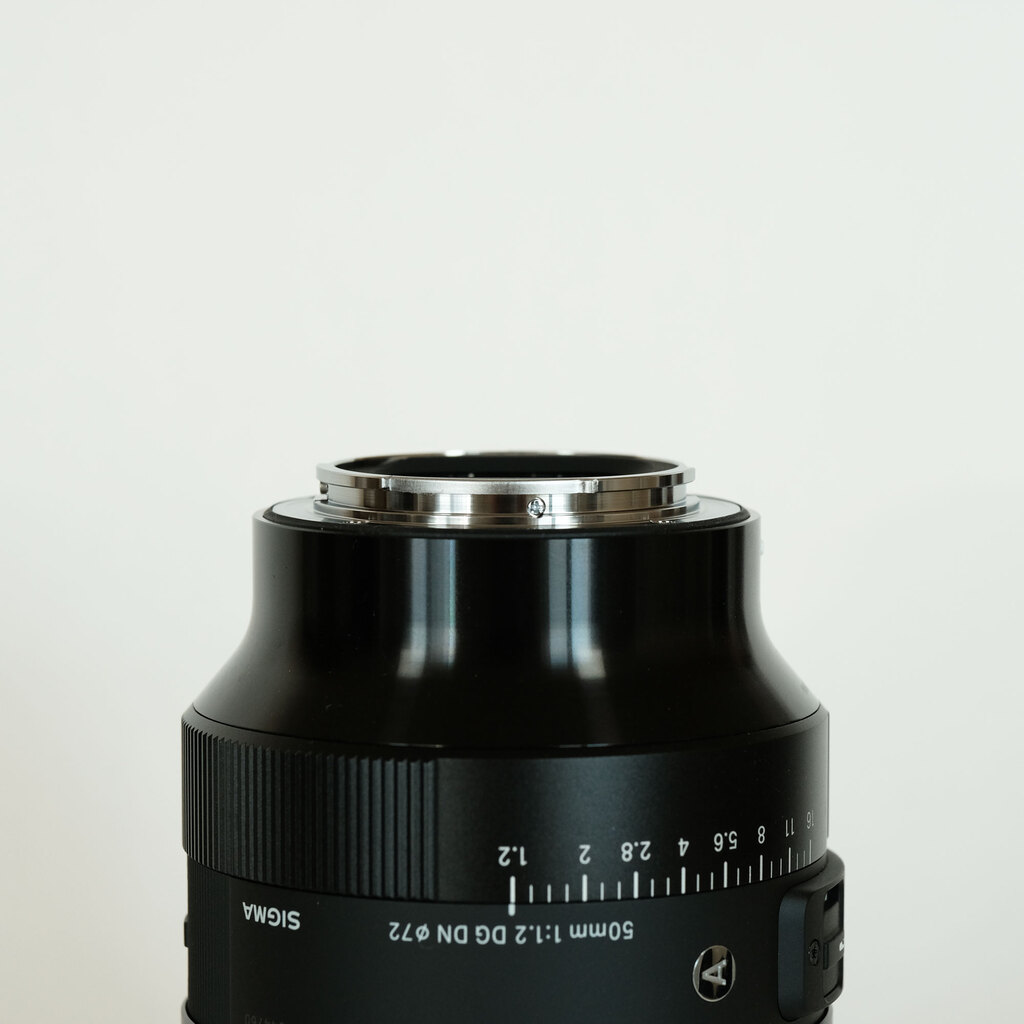 SIGMA 50mm F1.2 DG DN  Art　Lマウント  美品 Amazon.co.jp: Lマウント用50mm F 1.2 DG DN。 : 家電＆カメラ