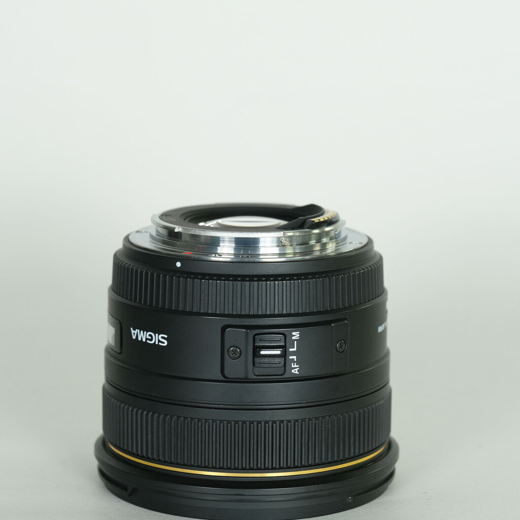 SIGMA 50mm F1.4 EX DG HSM (キヤノンEF用)