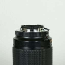 Nikon AF Zoom-Nikkor ED 70-300mm F4-5.6D Nikon AF Zoom-Nikkor ED 70-300mm F4-5.6D