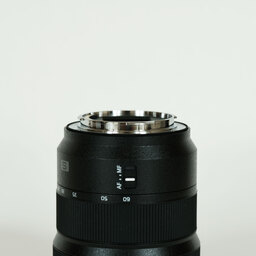 Panasonic LUMIX S 20-60mm F3.5-5.6 Panasonic LUMIX S 20-60mm F3.5-5.6