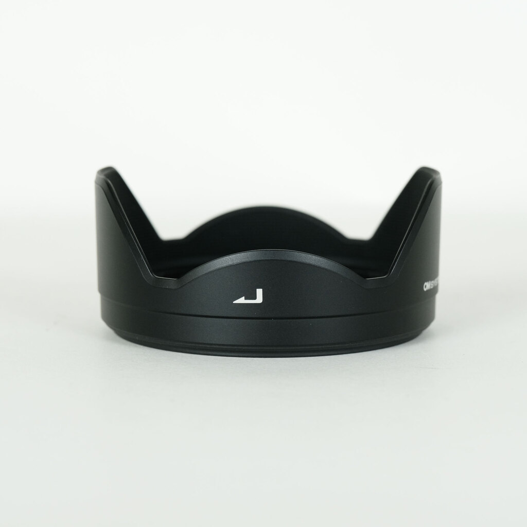 OLYMPUS M.ZUIKO DIGITAL ED 12-40mm F2.8 PRO II OLYMPUS M.ZUIKO DIGITAL ED 12-40mm F2.8 PRO II