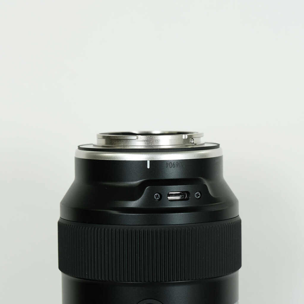 TAMRON 50-300mm F/4.5-6.3 Di III VC VXD (Model A069) [ソニーE用]