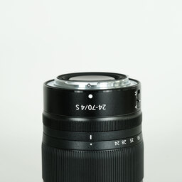 Nikon NIKKOR Z 24-70mm f/4 S Nikon NIKKOR Z 24-70mm f/4 S