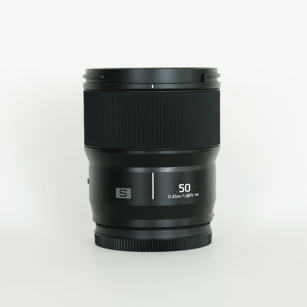 Panasonic LUMIX S 50mm F1.8 Panasonic LUMIX S 50mm F1.8