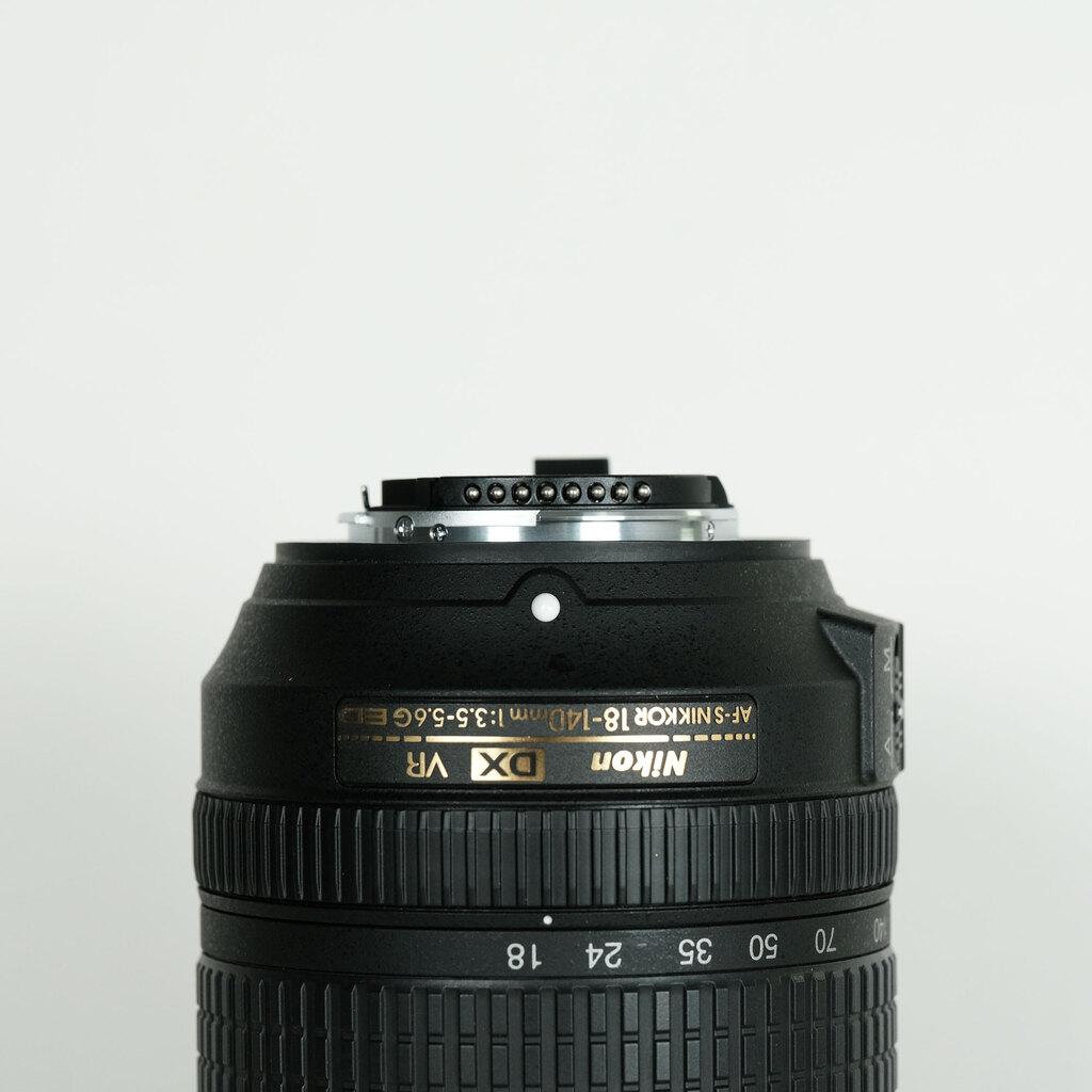 Nikon AF-S DX NIKKOR 18-140mm F3.5-5.6G ED VR Nikon AF-S DX NIKKOR 18-140mm F3.5-5.6G ED VR