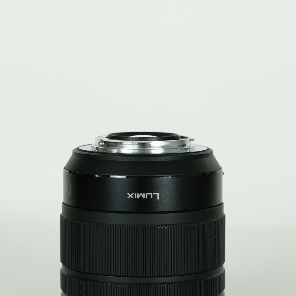 Panasonic LUMIX G VARIO 12-60mm / F3.5-5.6 ASPH. / POWER O.I.S. Panasonic LUMIX G VARIO 12-60mm / F3.5-5.6 ASPH. / POWER O.I.S.