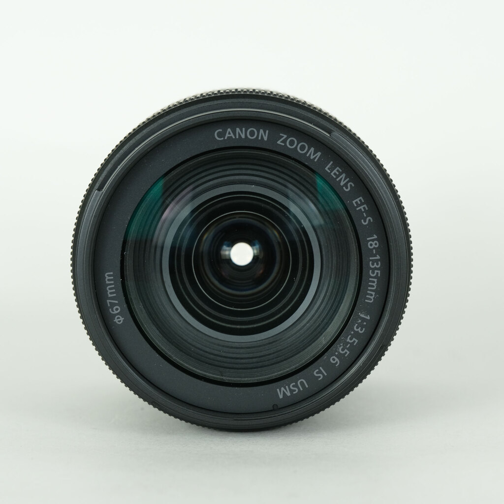 Canon EF-S18-135mm F3.5-5.6 IS USM