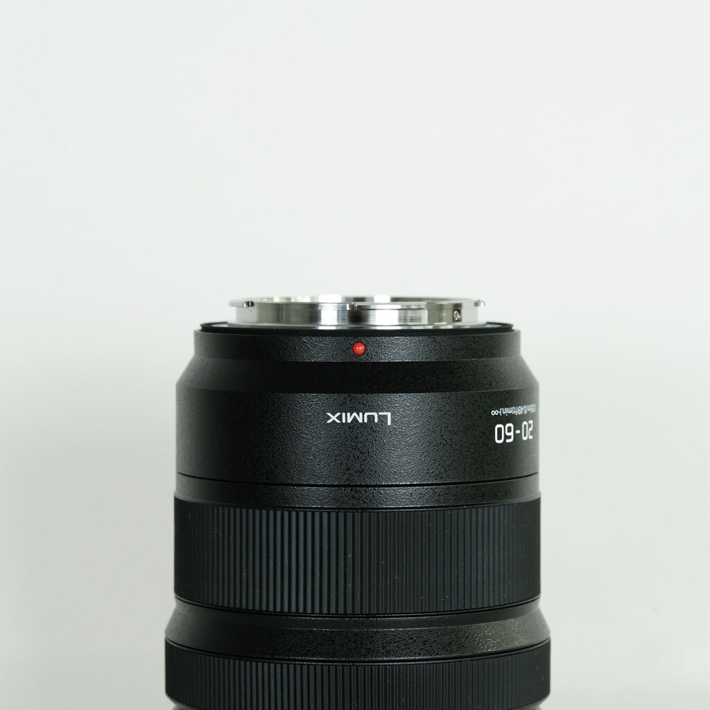 Panasonic LUMIX S 20-60mm F3.5-5.6 Panasonic LUMIX S 20-60mm F3.5-5.6