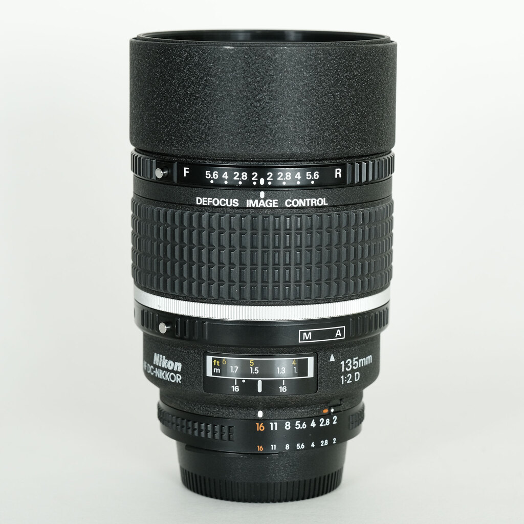 AI AF DC-Nikkor 135mm f/2D 中古価格比較 - 価格.com