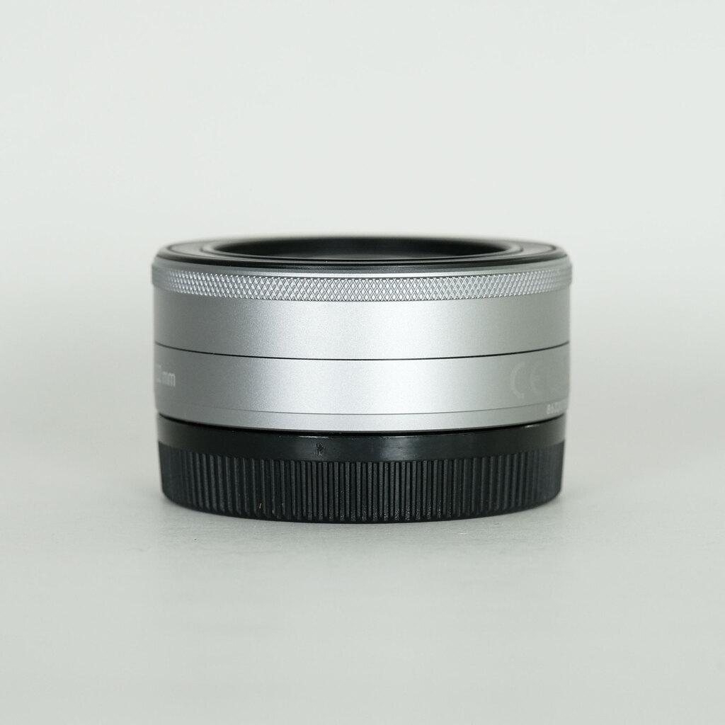 【美品】キャノン　Canon EF-M22mm F2 STM キヤノン #343 美品】キャノン Canon EF-M22mm F2 STM キヤノン #343 美品