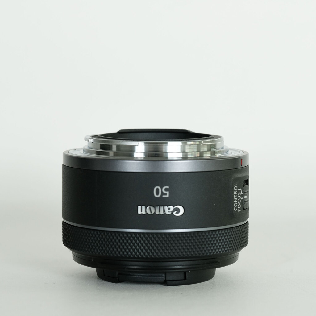 Canon RF50mm F1.8 STM Canon RF50mm F1.8 STM