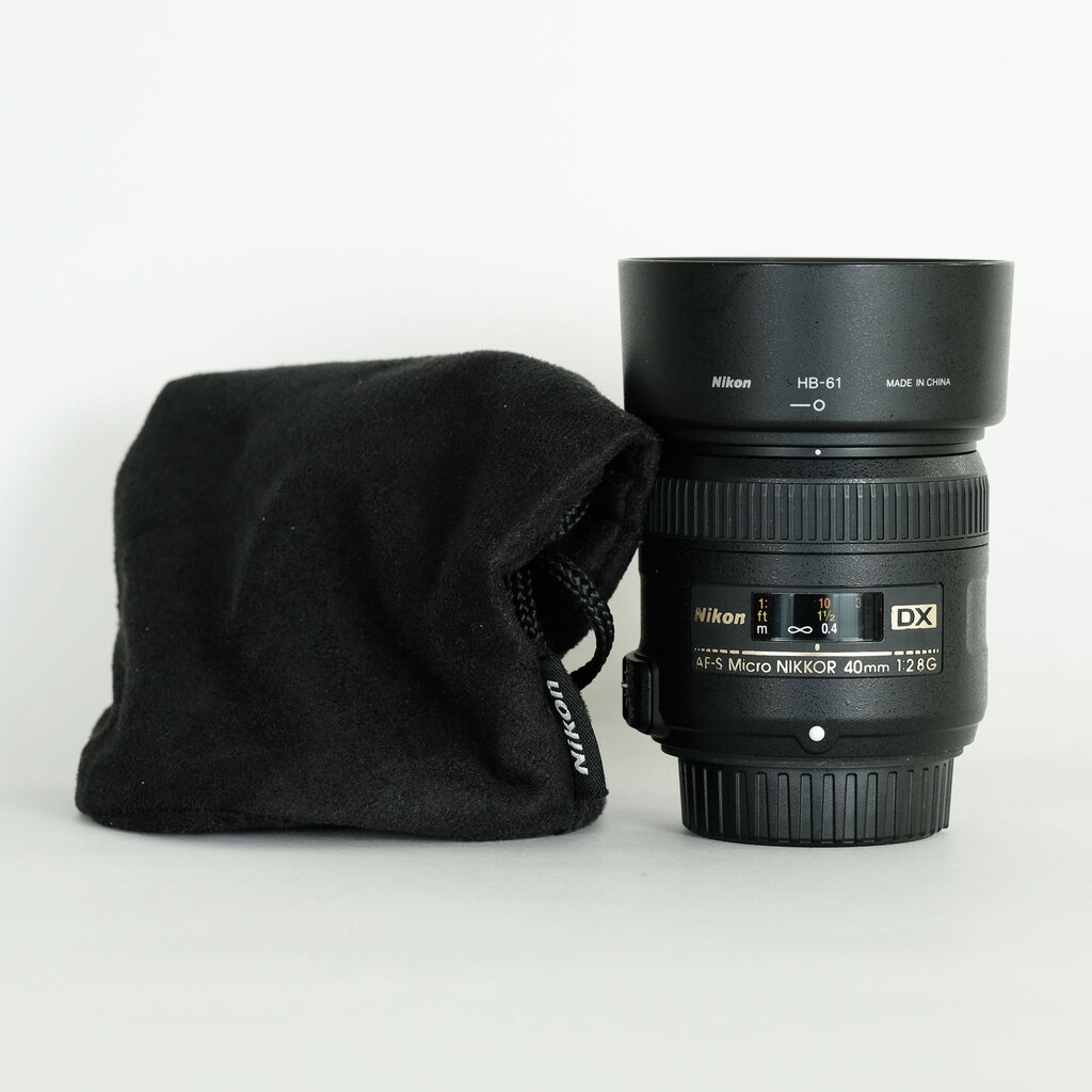 Nikon AF-S DX Micro NIKKOR 40mm f/2.8G Nikon AF-S DX Micro NIKKOR 40mm f/2.8G