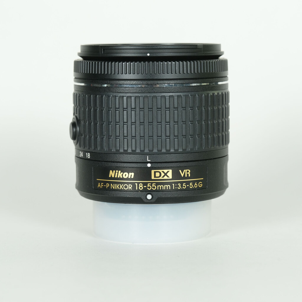 Nikon AF-P DX NIKKOR 18-55mm F3.5-5.6G VR Nikon AF-P DX NIKKOR 18-55mm F3.5-5.6G VR