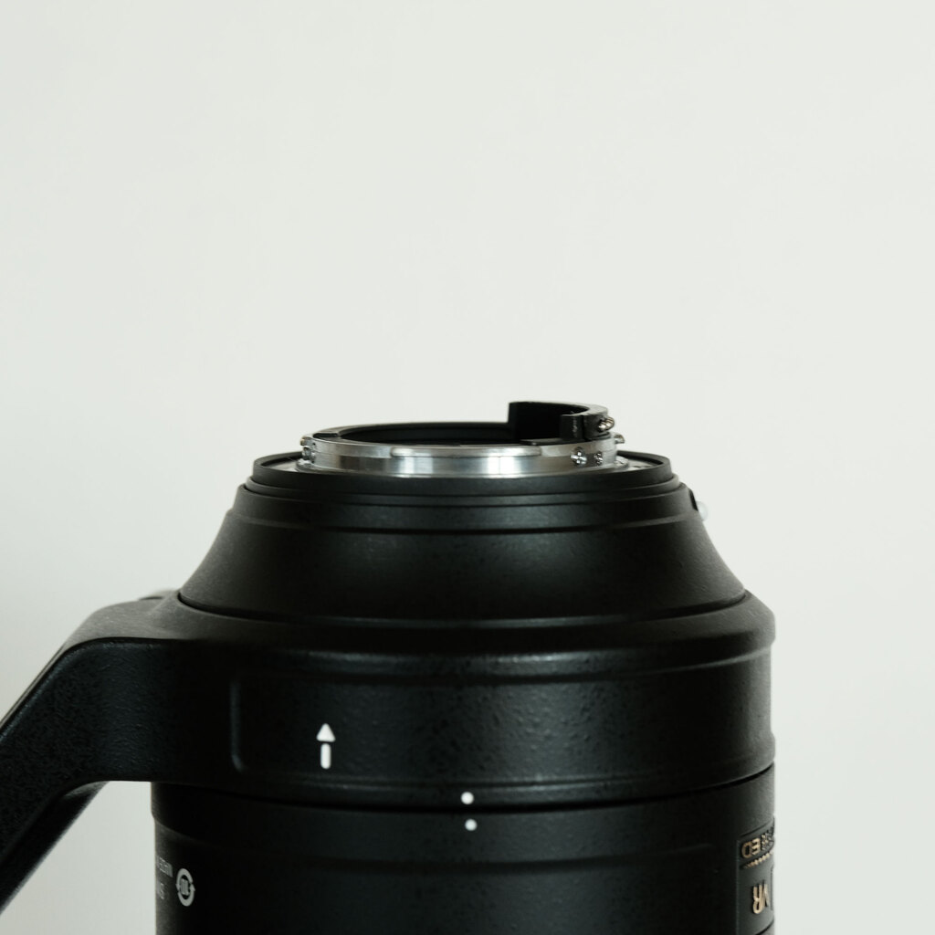 Nikon AF-S NIKKOR 200-500mm f/5.6E ED VR Nikon AF-S NIKKOR 200-500mm f/5.6E ED VR