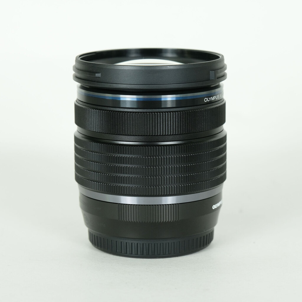 OLYMPUS M.ZUIKO DIGITAL ED 12‑45mm F4.0 PRO OLYMPUS M.ZUIKO DIGITAL ED 12‑45mm F4.0 PRO