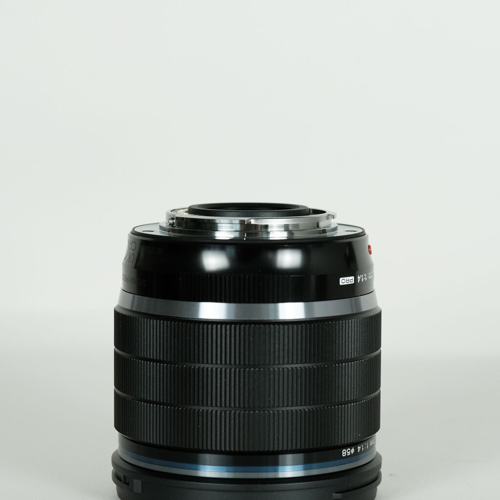 ほぼ未使用品❗️M.Zuiko 20mm f/1.4 pro Amazon | OM SYSTEM M.ZUIKO DIGITAL ED 20mm F1.4 PRO ブラック