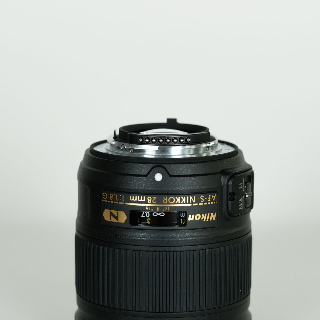 Nikon AF-S NIKKOR 28mm f/1.8G ED 美品 Obiektyw do aparatu Nikon AF-S NIKKOR 28mm f/1.8G - Ceny i