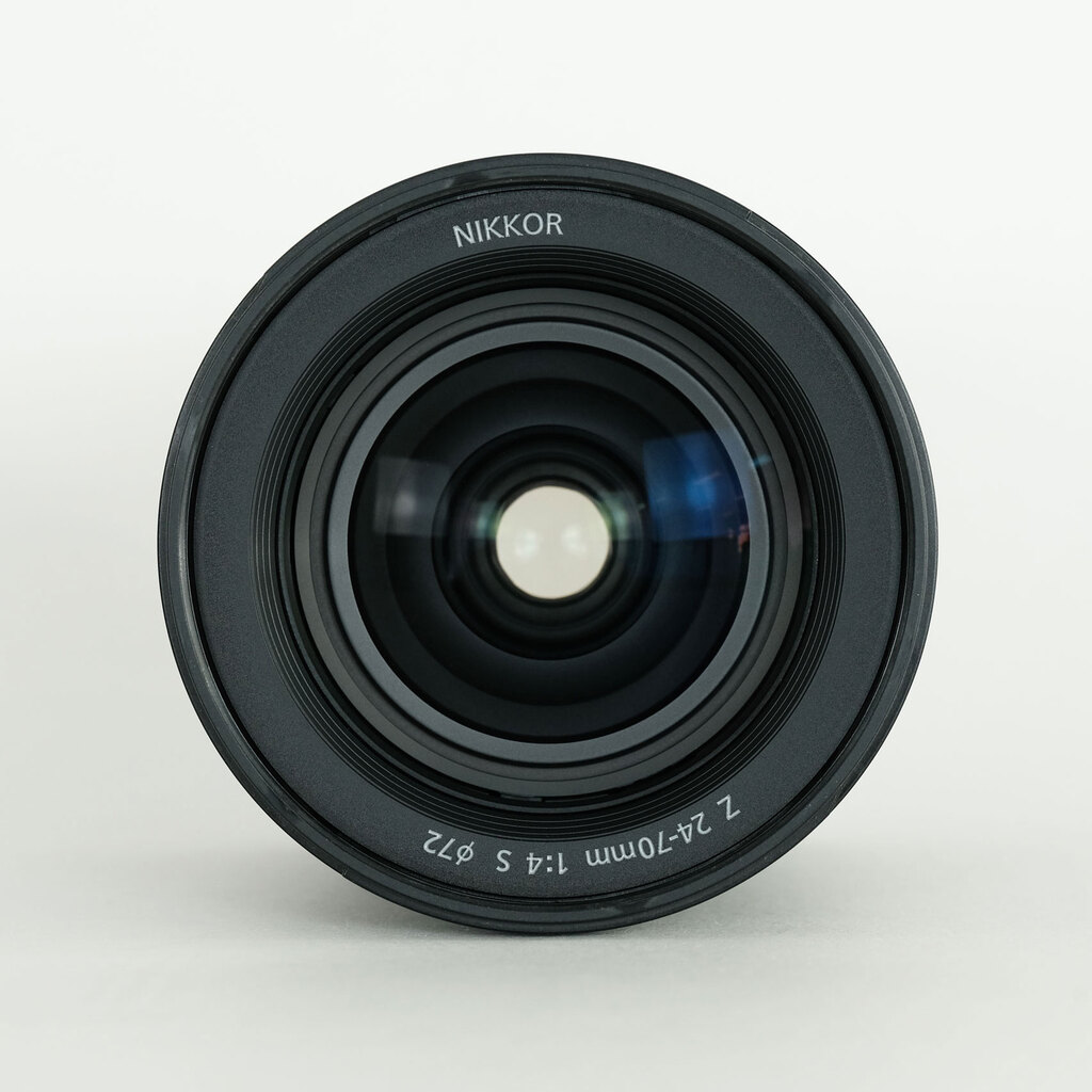 Nikon NIKKOR Z 24-70mm f/4 S Nikon NIKKOR Z 24-70mm f/4 S