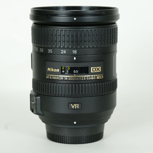 Nikon AF-S DX NIKKOR 18-200mm F3.5-5.6G ED VR II