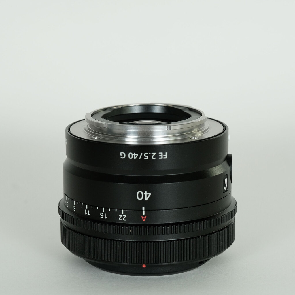 SONY FE 40mm F2.5 G SEL40F25G SONY FE 40mm F2.5 G SEL40F25G