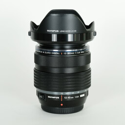 OLYMPUS M.ZUIKO DIGITAL ED 12-40mm F2.8 PRO OLYMPUS M.ZUIKO DIGITAL ED 12-40mm F2.8 PRO