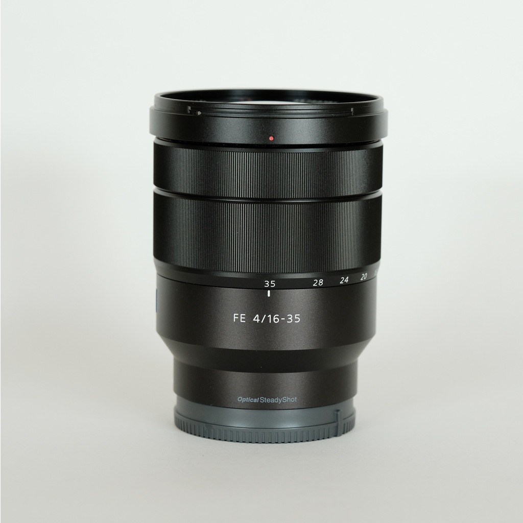 SONY VarioTessar 16-35mm F4 SEL1635Z  並品 SONY Vario-Tessar T* FE 16-35mm F4 ZA OSS SEL1635Zの出品