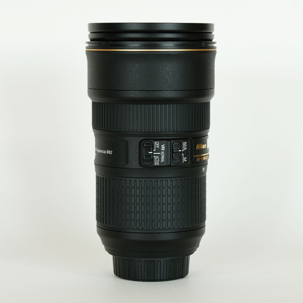Nikon AF-S NIKKOR 24-70mm f/2.8E ED VR Nikon AF-S NIKKOR 24-70mm f/2.8E ED VR