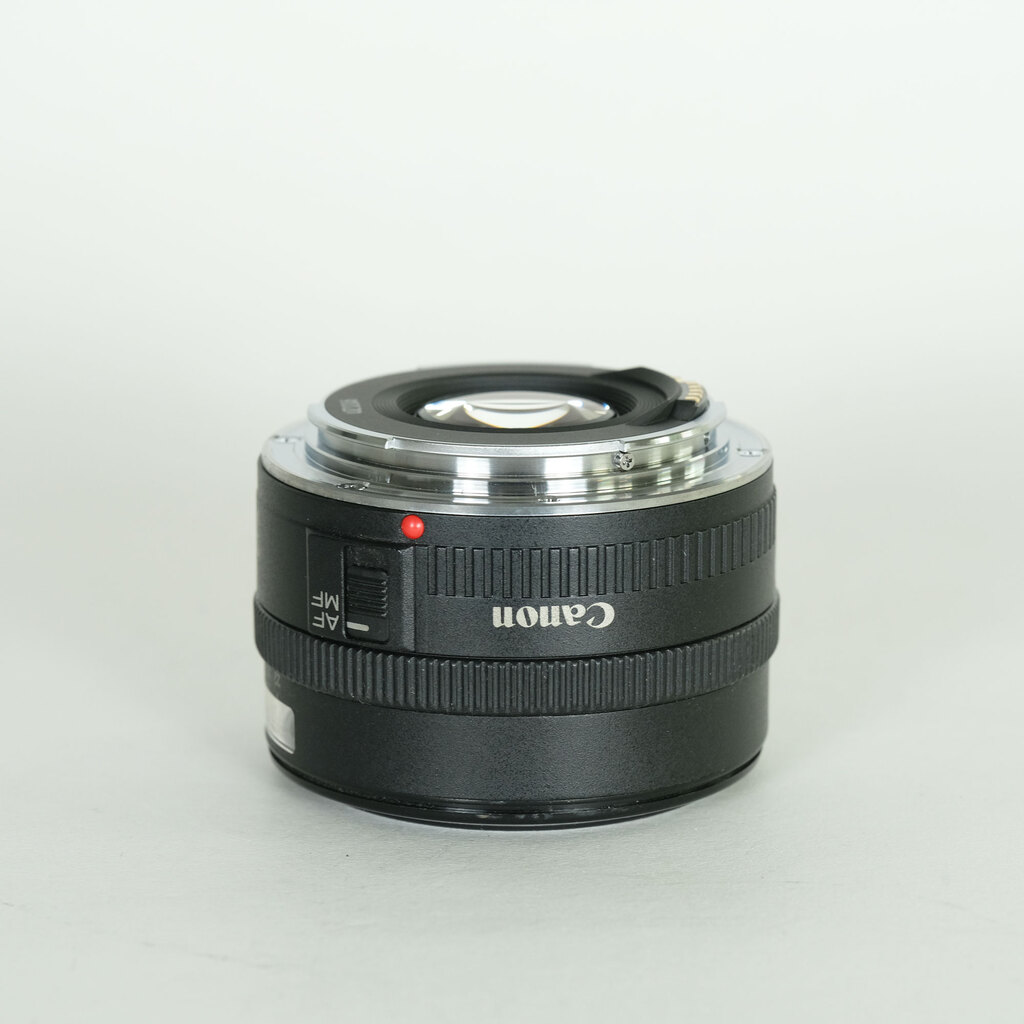 Canon EF35mm F2 Canon EF35mm F2