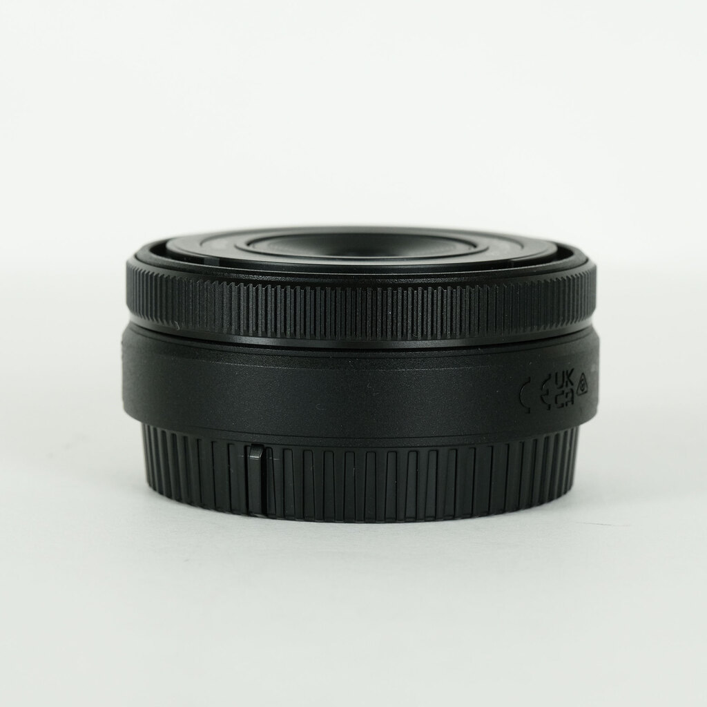 Nikon NIKKOR Z 26mm f/2.8 Nikon NIKKOR Z 26mm f/2.8