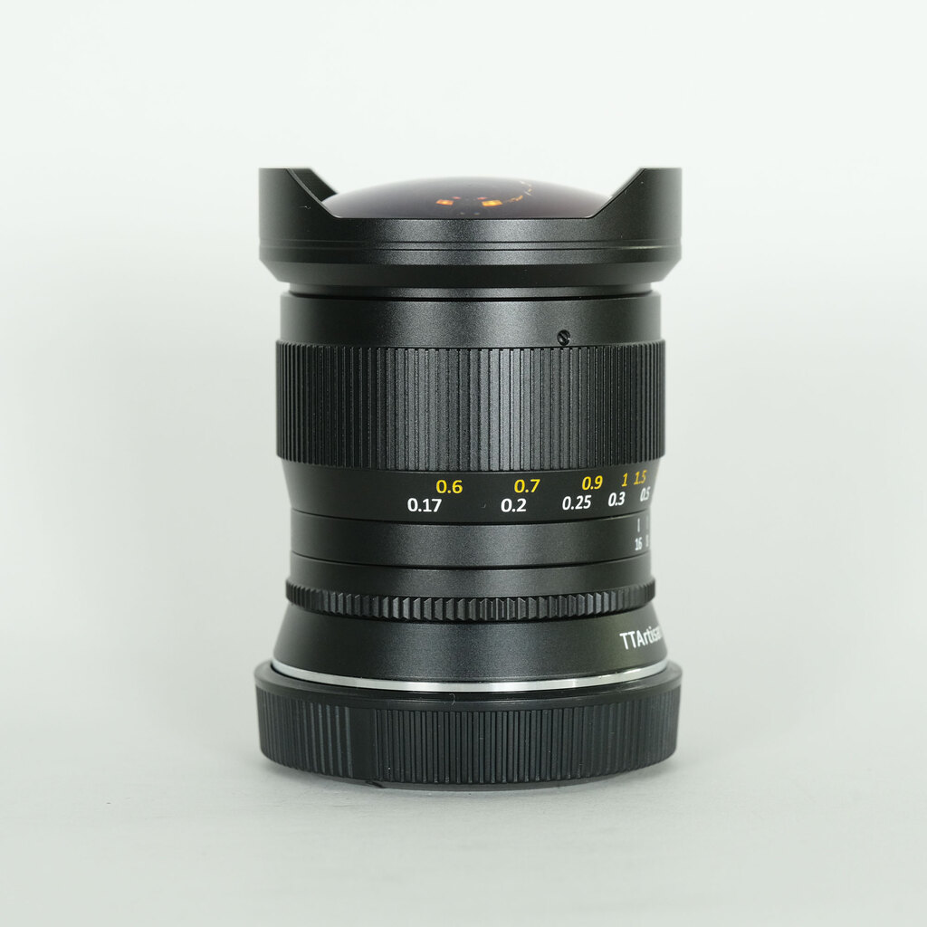 銘匠光学 TTArtisan 11mm F2.8 Fisheye (キヤノンRF用) 銘匠光学 TTArtisan 11mm F2.8 Fisheye (キヤノンRF用)