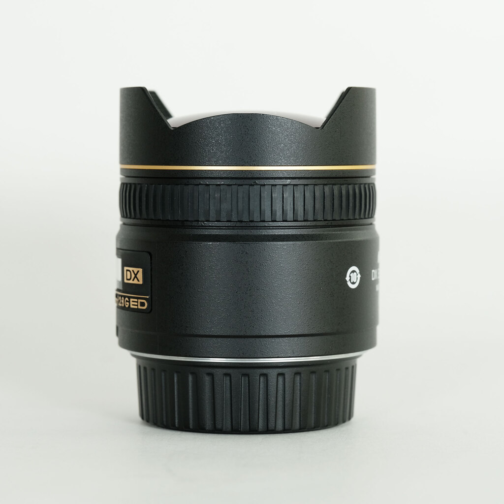 Nikon AF DX Fisheye-Nikkor 10.5mm F2.8G ED Nikon AF DX Fisheye-Nikkor 10.5mm F2.8G ED