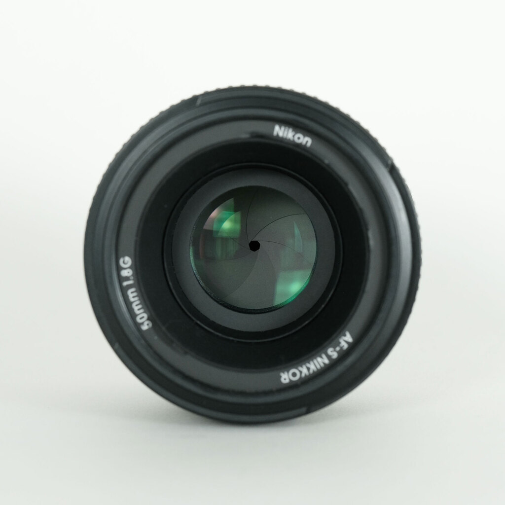 Nikon AF-S NIKKOR 50mm f/1.8G Nikon AF-S NIKKOR 50mm f/1.8G