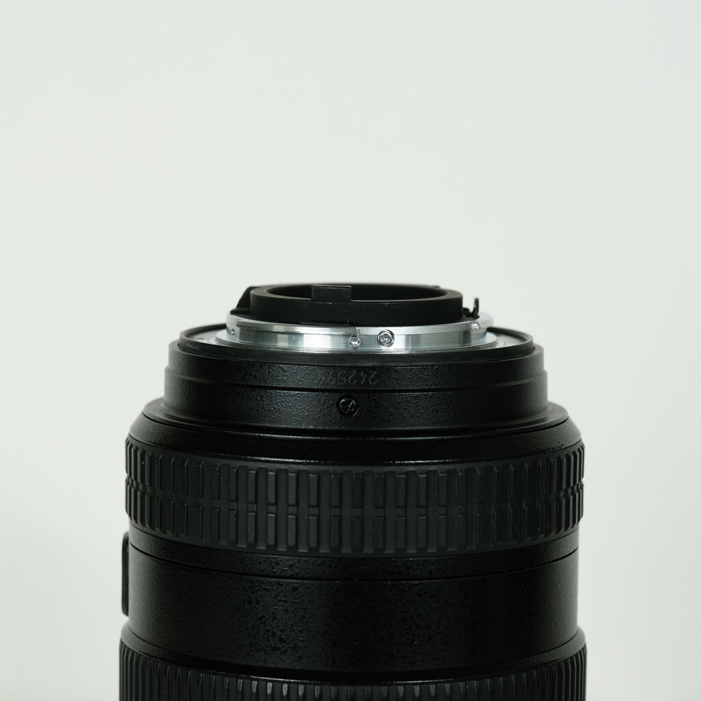 Nikon AF-S DX Zoom-Nikkor 17-55mm f/2.8G IF-EDの出品 | ONE