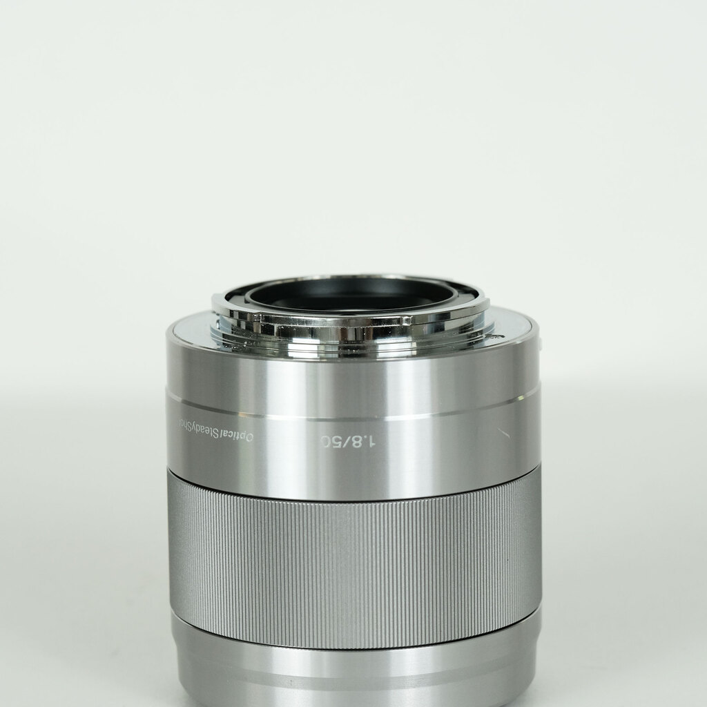 SONY E 50mm F1.8 OSS SEL50F18