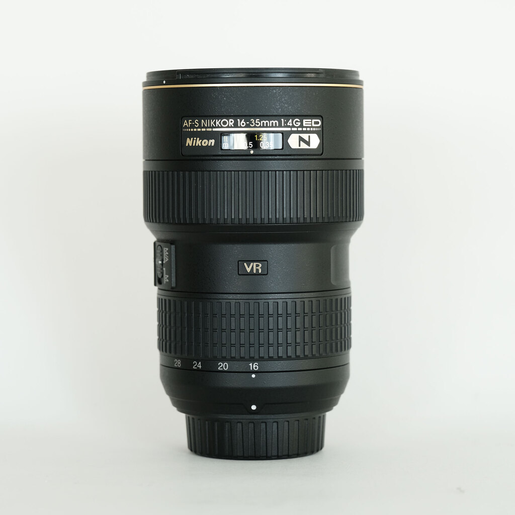Nikon AF-S NIKKOR 16-35mm F4 G ED VR Nikon AF-S NIKKOR 16-35mm F4 G ED VR