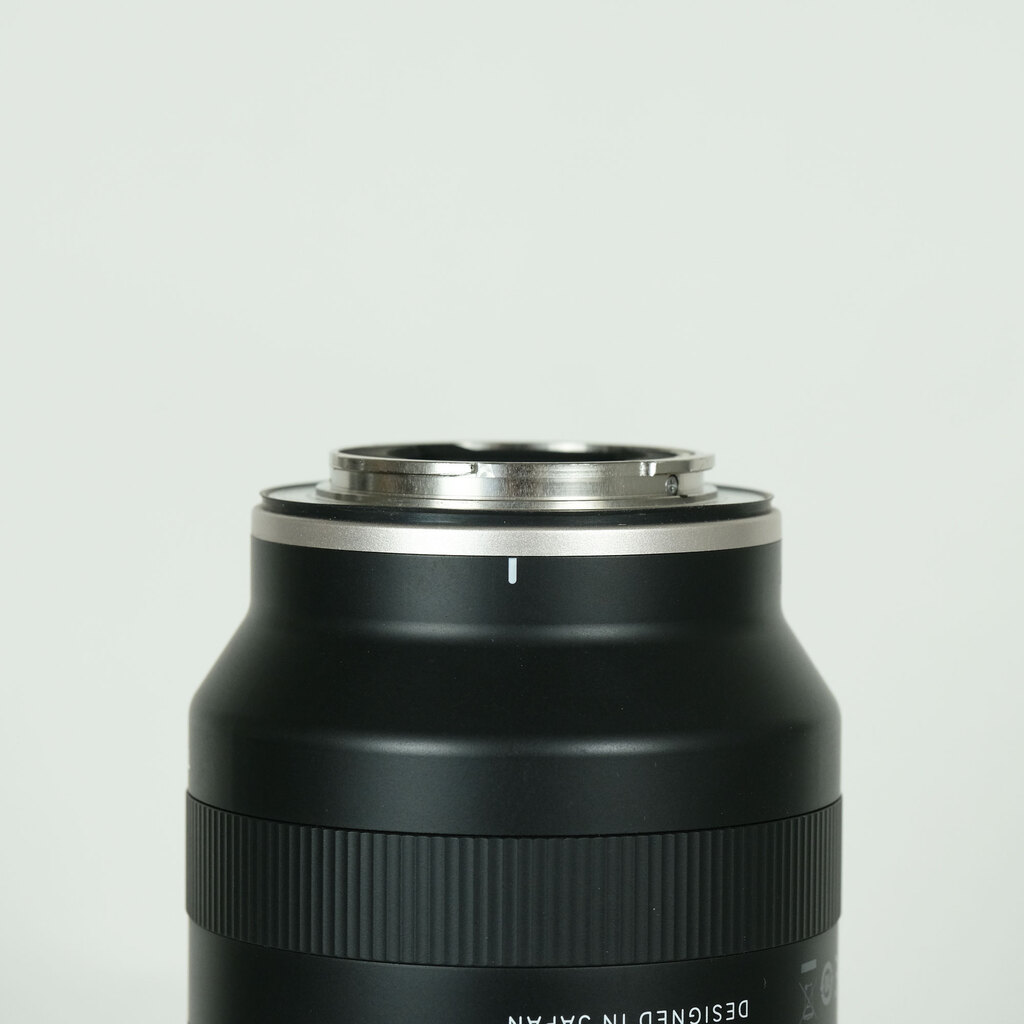 TAMRON 70-300mm F/4.5-6.3 Di III RXD (Model A047) [ソニーE用]