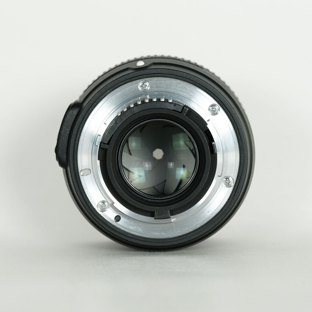 Nikon AF-S NIKKOR 50mm f/1.8G Nikon AF-S NIKKOR 50mm f/1.8G