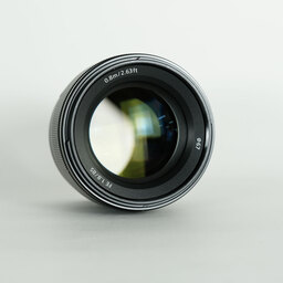 SONY FE 85mm F1.8 SEL85F18 SONY FE 85mm F1.8 SEL85F18