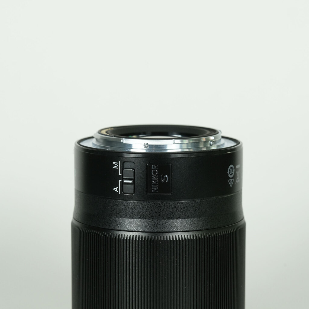 Nikon NIKKOR Z 85mm f/1.8 S Nikon NIKKOR Z 85mm f/1.8 S