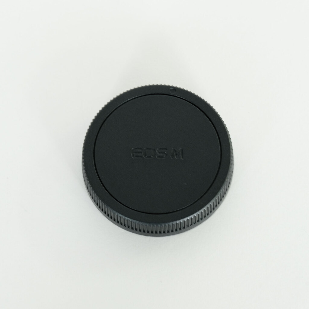 Canon EF-M22mm F2 STM