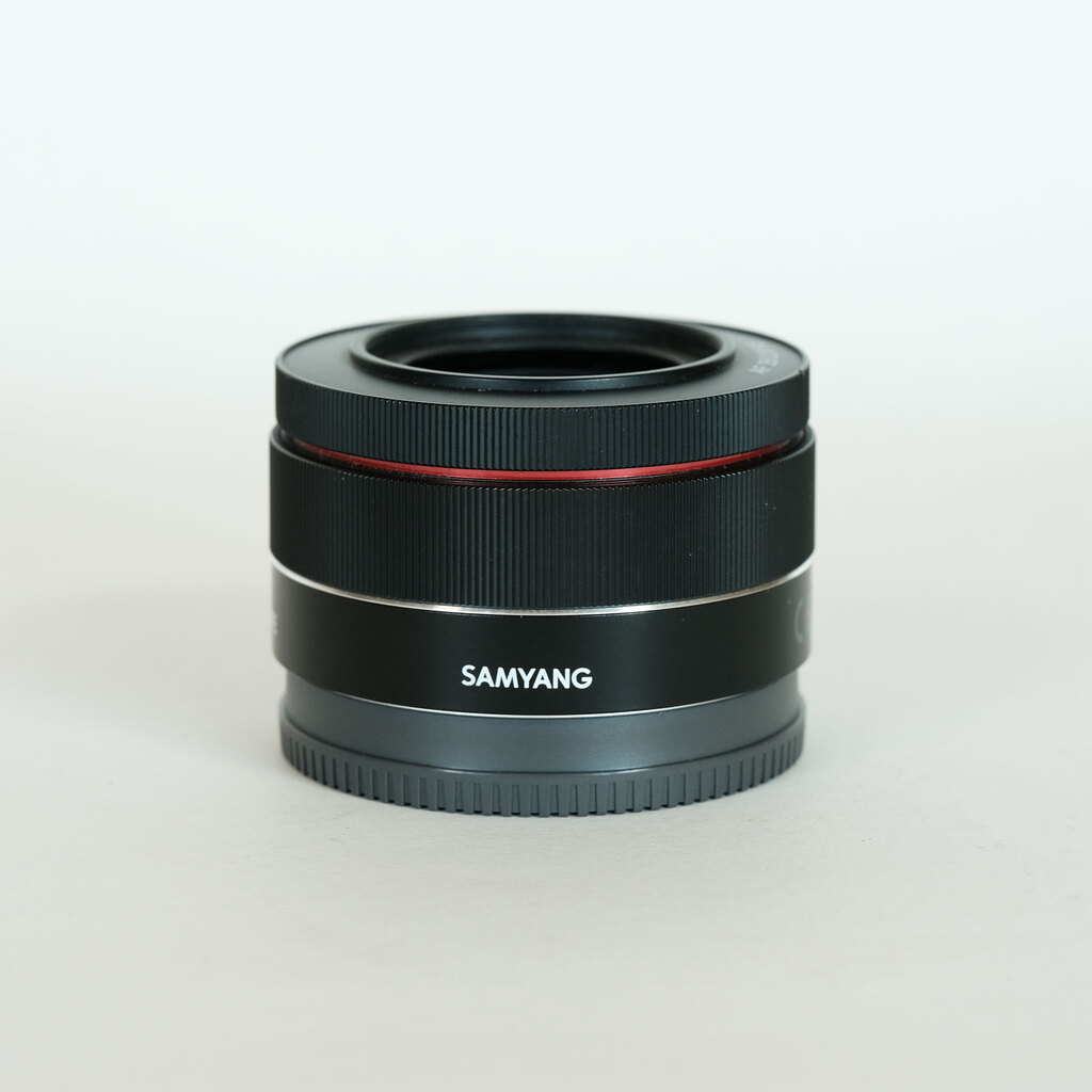 Amazon.co.jp: SAMYANG 単焦点レンズ AF 135mm F1.8 FE ソニー α