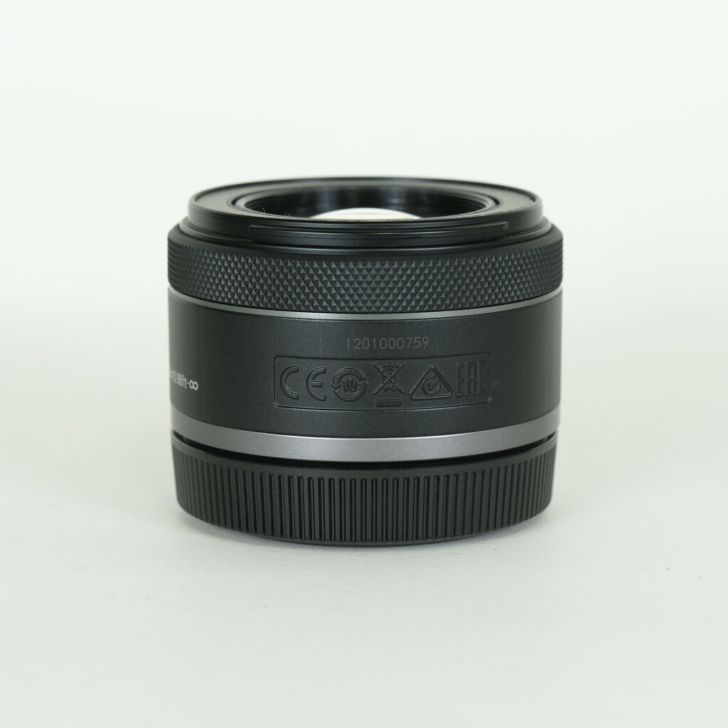 Canon RF50mm F1.8 STM